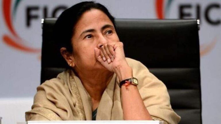 पश्चिम बंगाल में दूसरे फेज की वोटिंग से ठीक पहले ऐसा क्या हुआ कि रात भर सो नहीं पाईं ममता बनर्जी?