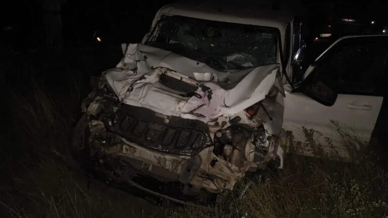 Dhar Road Accident: धार जिले में दर्दनाक सड़क हादसा, मजदूरों से भरी वैन SUV से टकराई, 12 की मौत, 20 घायल