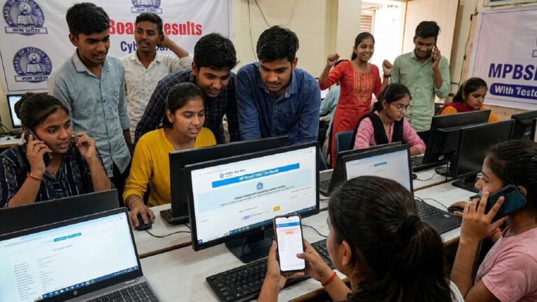 MP Board Result 2026: इसी महीने खत्म होगा 10वीं-12वीं के छात्रों का इंतजार, 15 अप्रैल तक रिजल्ट जारी करने की कोशिश में एमपी बोर्ड