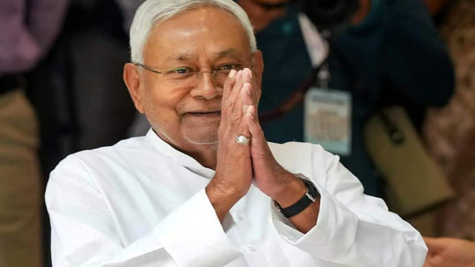 Nitish Kumar Resignation: इस्तीफा देने के बाद क्या बोले नीतीश कुमार? बिहार में पहली बार BJP सरकार बनने का रास्ता साफ