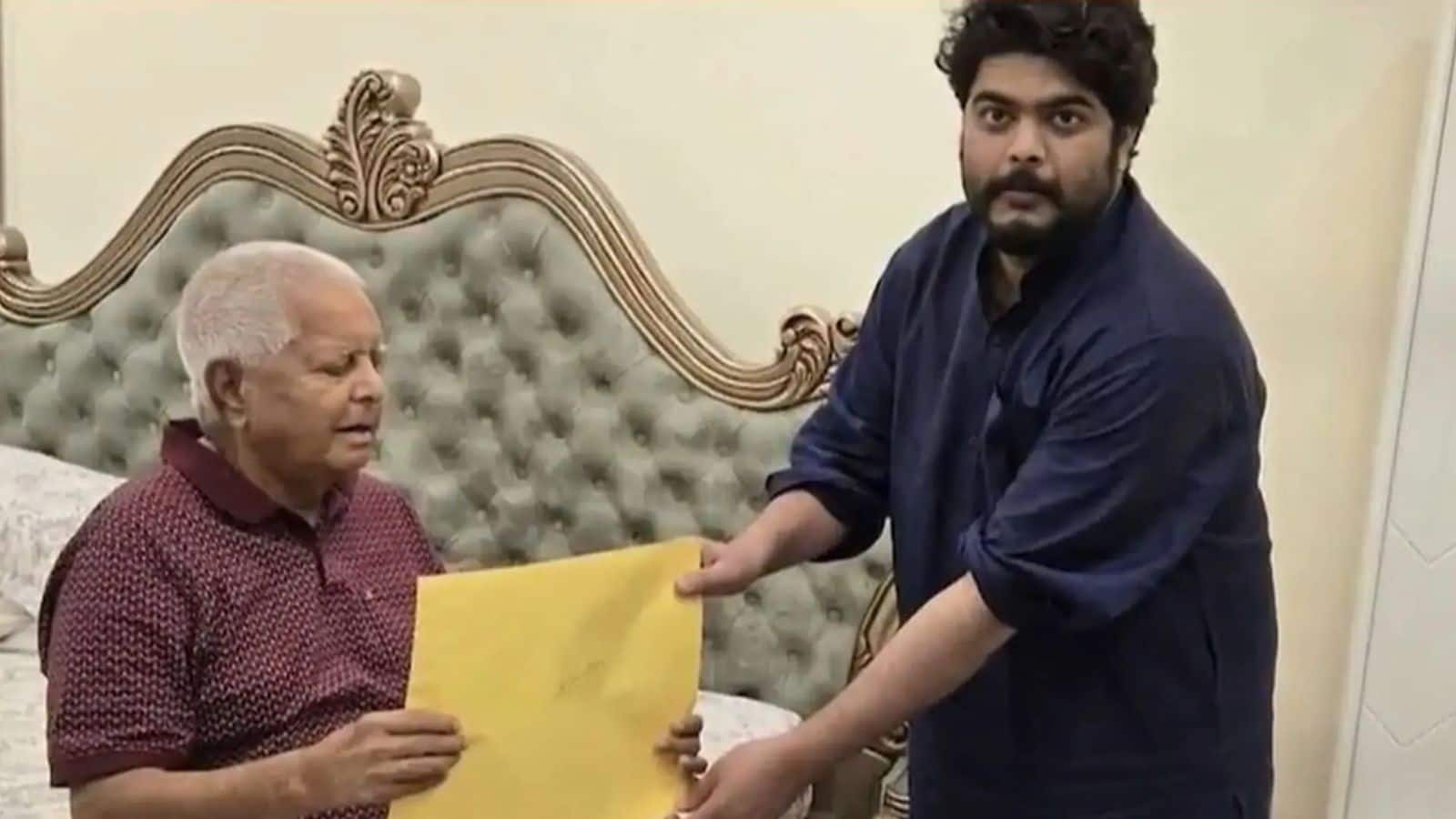 Bihar Political News: मुश्किल में RJD विधायक ओसामा साहब! शहाबुद्दीन के बेटे के खिलाफ सीवान में FIR दर्ज