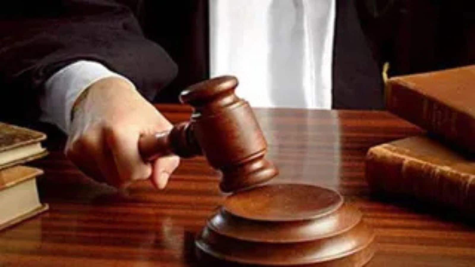 पाकिस्तानी अदालत का विवादित फैसला, नाबालिग क्रिश्चियन लड़की की जबरन शादी को दी मंजूरी