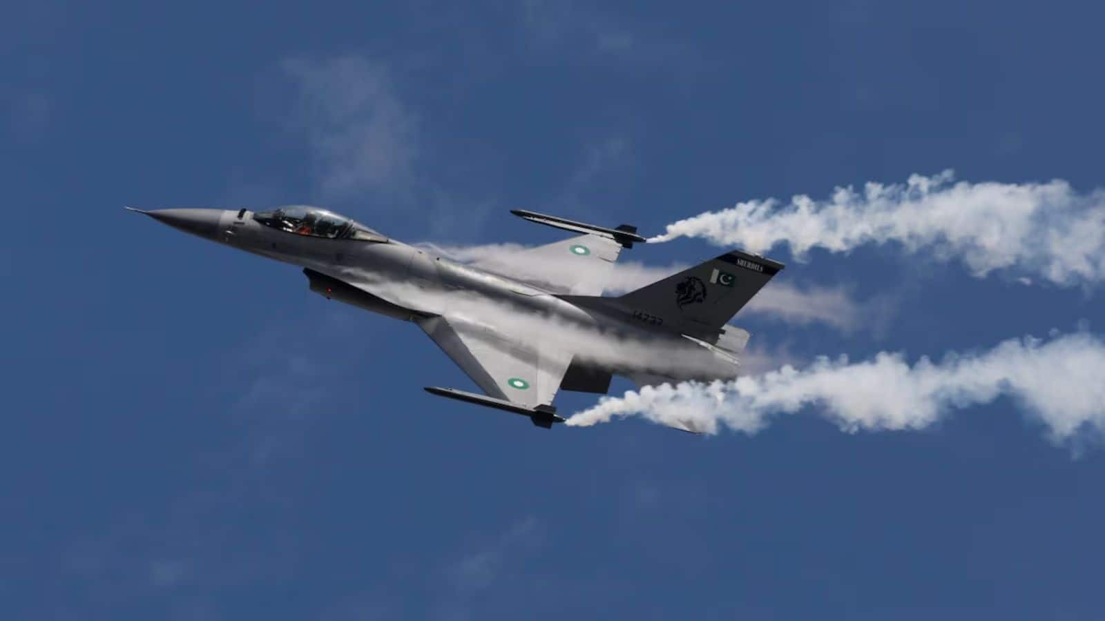 पाकिस्तान ने सऊदी अरब में तैनात किए हजारों सैनिकों के साथ कई फाइटर जेट्स, ईरान के साथ तनाव बढ़ने की संभावना के बीच उठाया बड़ा एक्शन