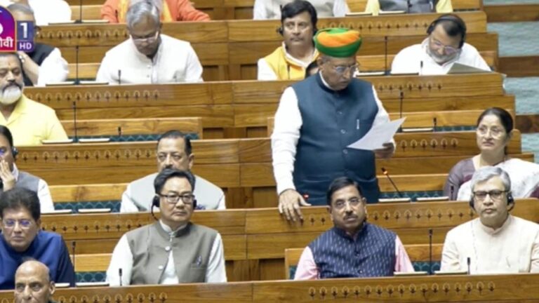 Parliament Special Session: परिसीमन बिल और महिला आरक्षण विधेयक पर लोकसभा में भारी हंगामा! दोपहर 3:30 बजे बोलेंगे PM मोदी