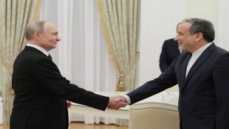 Iran-US War Update: ईरान-अमेरिका जंग में रूस की होगी एंट्री? ईरानी विदेश मंत्री अराघची से आज पुतिन करेंगे मुलाकात