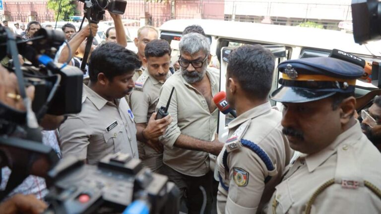 Ranjith Arrested: मशहूर फिल्म डायरेक्टर रंजीत यौन उत्पीड़न के आरोप में गिरफ्तार, मलयालम एक्ट्रेस ने लगाए सनसनीखेज आरोप