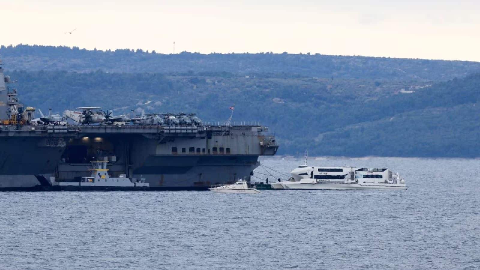 होर्मुज में चल रहा लुका-छिपी का खेल! अमेरिकी नाकेबंदी तोड़कर निकले कई जहाज, पर बीच समंदर से वापस मुड़ने को हुए मजबूर