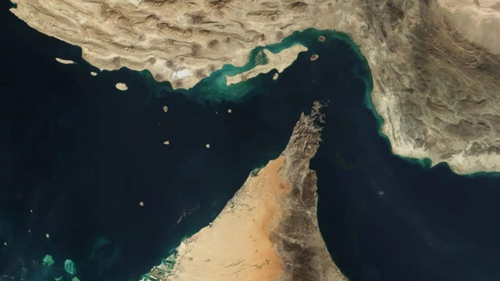 Strait of Hormuz: क्या स्ट्रेट ऑफ होर्मुज से अब ईरान टोल वसूलेगा? सीजफायर के बाद मोटी कमाई पर तेहरान की नजर