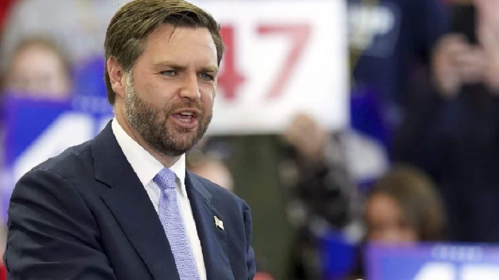 'ईरान ने चालबाजी की तो…' पाकिस्तान में बातचीत से पहले जेडी वेंस का दो टूक, दिया ट्रंप का मैसेज