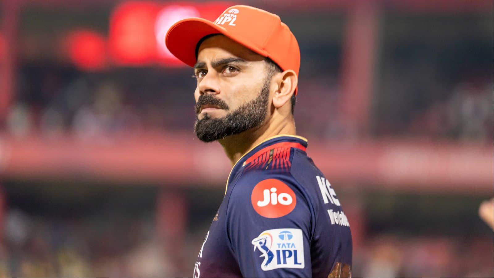 IPL 2026: लखनऊ के खिलाफ खेलेंगे विराट कोहली? वायरल वीडियो ने फैंस की बढ़ाई टेंशन