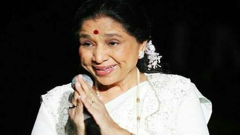 Asha Bhosale: आशा भोसले को आया हार्ट अटैक,  ICU में डॉक्टर्स की निगरानी में ताई