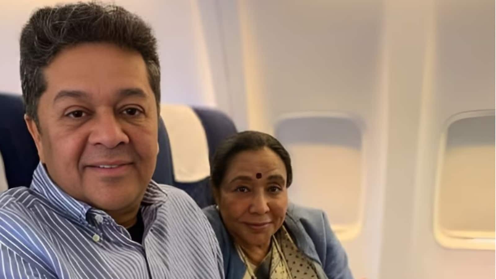 Asha Bhosle Funeral: अपने आखिरी सफर पर आशा भोसले, बेटे आनंद ने फैंस से शिवाजी पार्क में भीड़ न लगाने का आग्रह किया