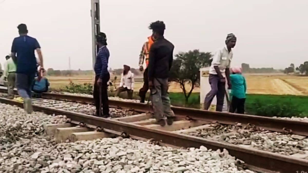 पटियाला में धमाका, रेलवे ट्रैक पर मिला चिथड़े उड़े शव; पटरी को उड़ाने की थी प्लानिंग?