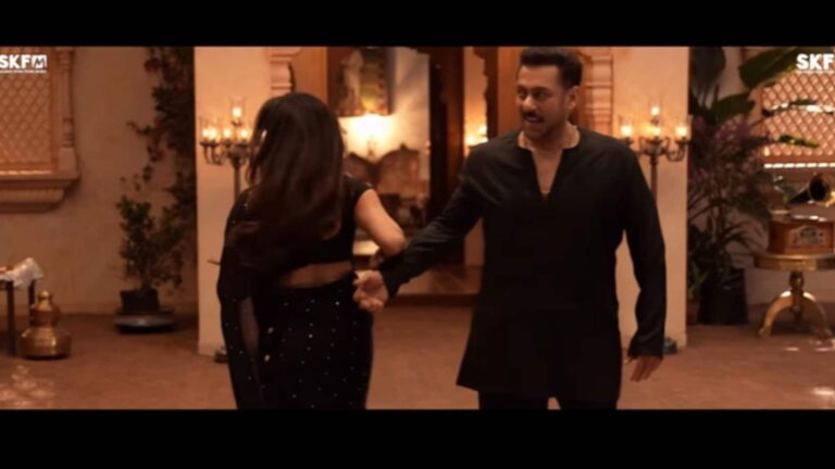 Maatrubhumi: सलमान खान और चित्रांगदा सिंह की ऑन-स्क्रीन केमिस्ट्री ने मचाया धमाल, 'चांद देख लेना' का BTS वीडियो इंटरनेट पर वायरल