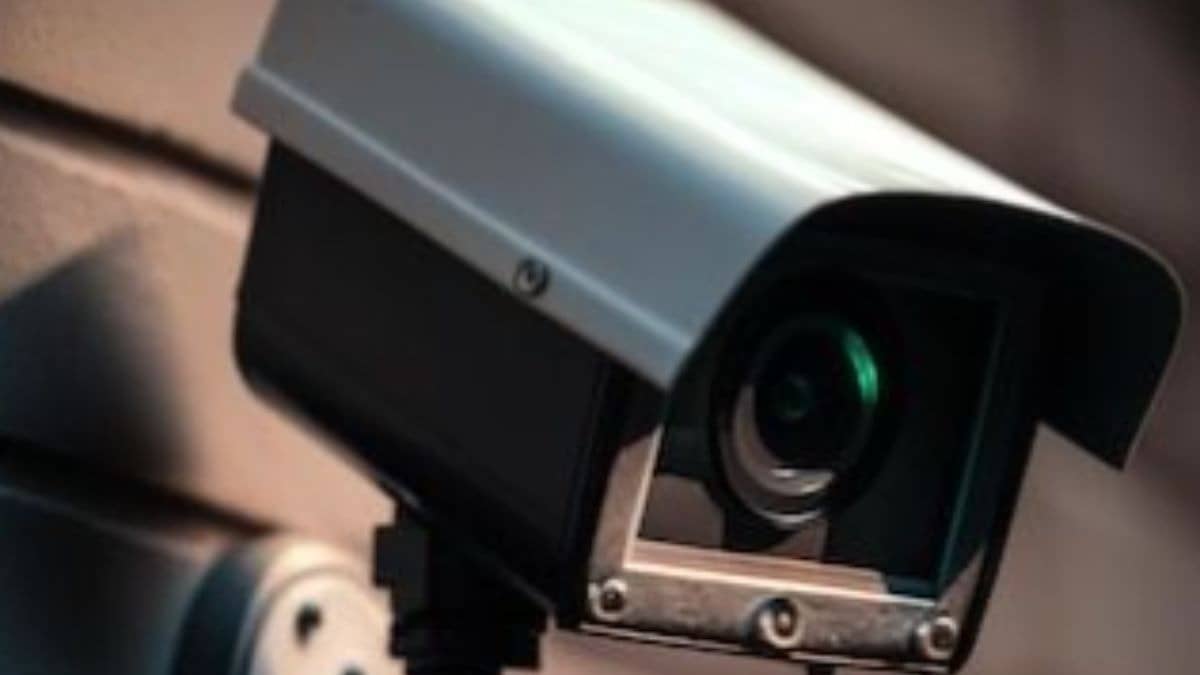 दिल्ली से हटेंगे AAP सरकार में लगे लाखों CCTV कैमरे, रेखा सरकार का आदेश; आखिर क्या है वजह?