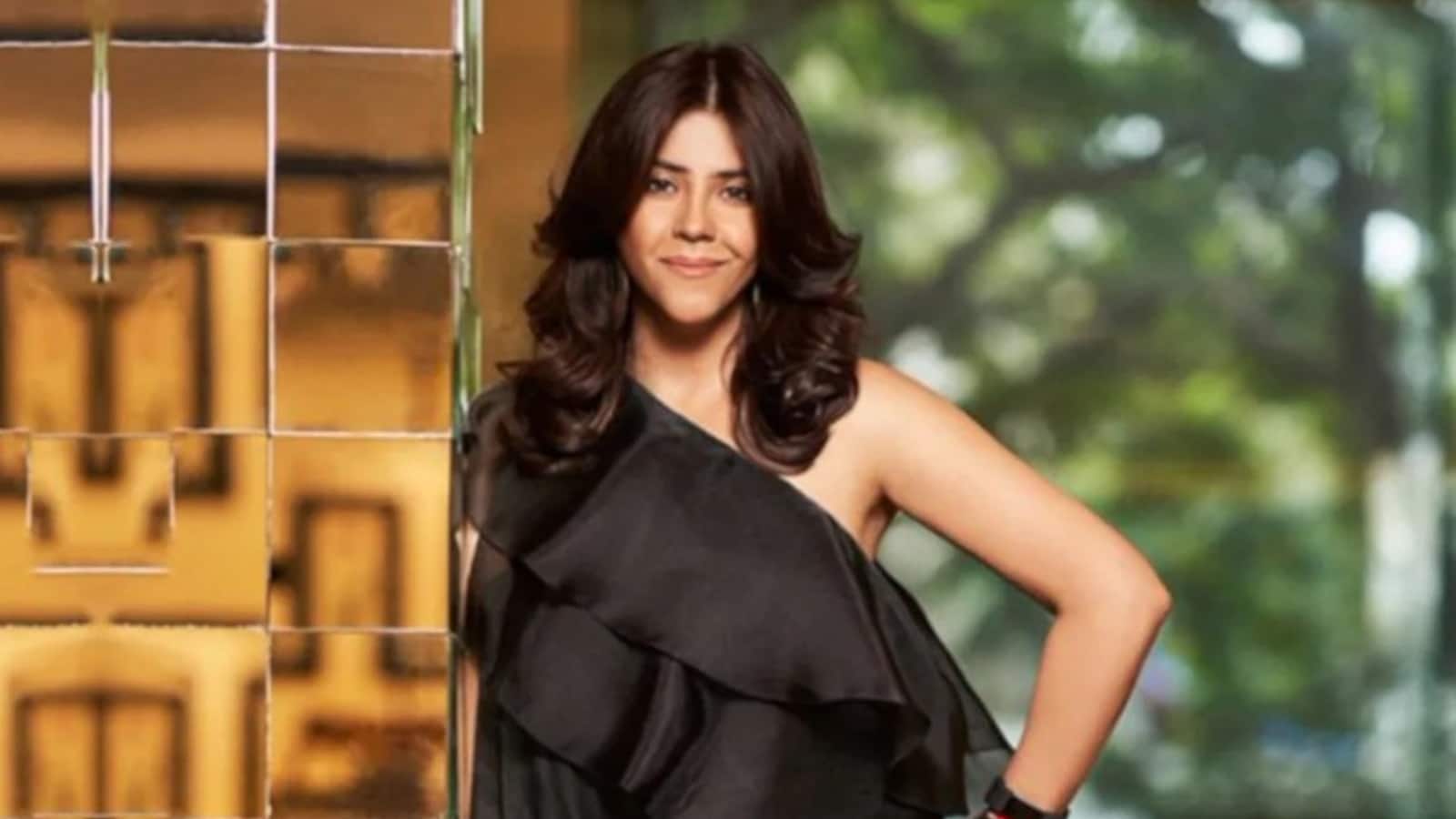 Ektaa Kapoor: एकता कपूर ने खोला शाहरुख खान-सलमान खान की पार्टियों का राज, बोलीं- वहां पर मेहमानों को सिर्फ...
