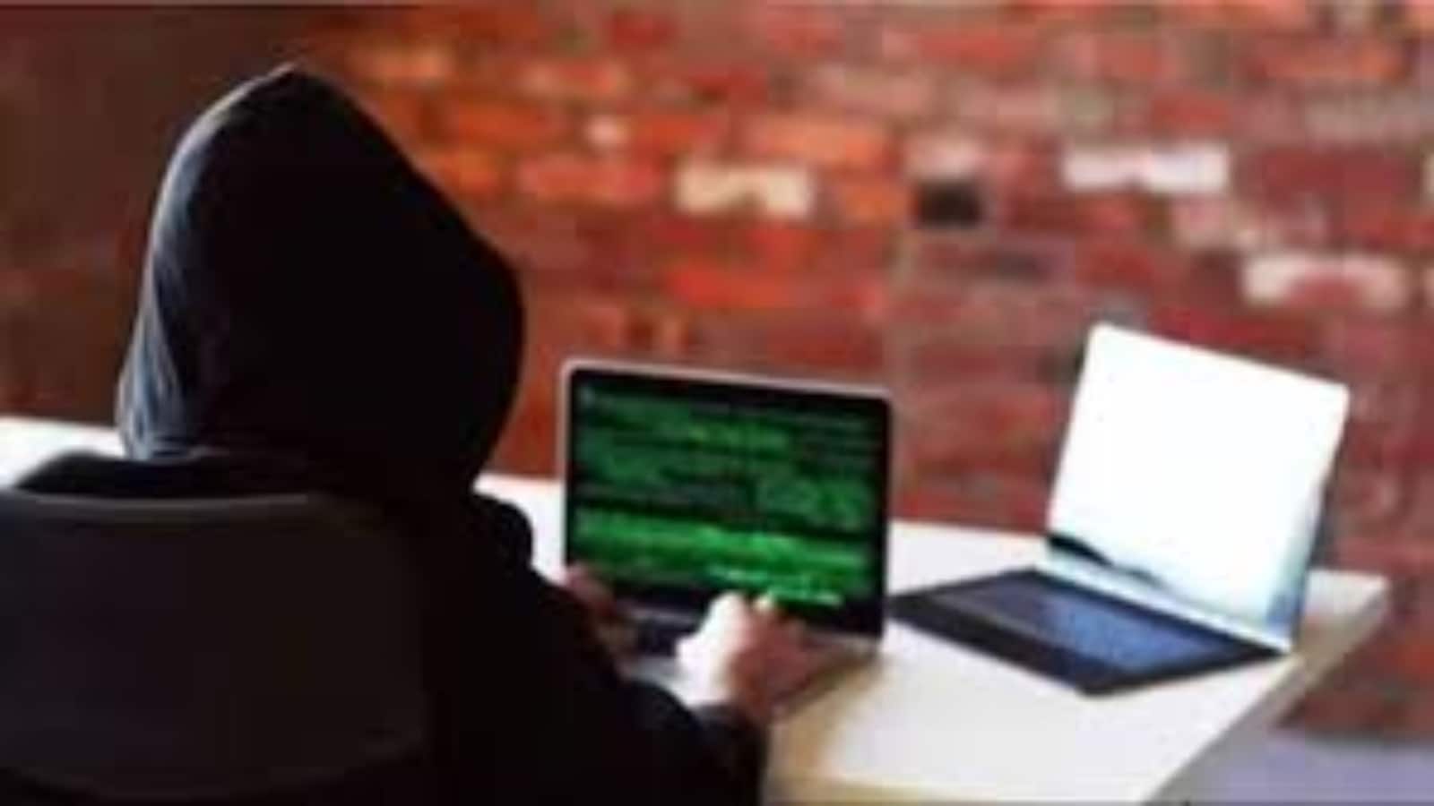 Hyderabad Fraud Case: हैदराबाद में एक कारोबारी से 50 करोड़ से अधिक की ठगी, जालसाजों ने गहनों का लालच देकर लगाया चूना