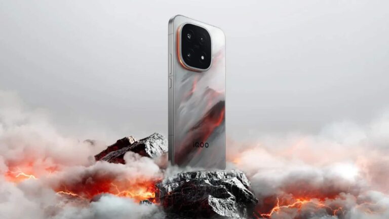 iQOO 15 Apex Edition भारत में लॉन्च, 7000mAh बैटरी और Snapdragon 8 Elite Gen 5 के साथ