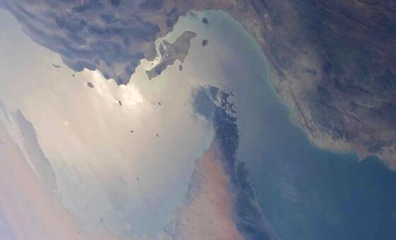 मध्य पूर्व: युद्धविराम की अवधि बढ़ने का स्वागत, होर्मुज़ जलक्षेत्र में तनाव बरक़रार