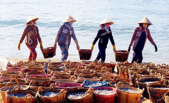 एशिया-प्रशान्त: मध्य पूर्व टकराव और बढ़ती क़ीमतों से अर्थव्यवस्थाओं पर दबाव