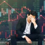 5 दिन बाद मार्केट ​लुढ़का, सेंसेक्स 931 अंक टूटकर बंद; निवेशकों की दौलत से ₹72200 करोड़ साफ