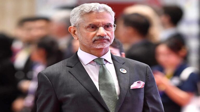 ट्रंप की धमकी के बीच ईरानी विदेश मंत्री ने एस. जयशंकर से की बात, कतर और UAE के प्रमुख नेताओं से भी हुई चर्चा