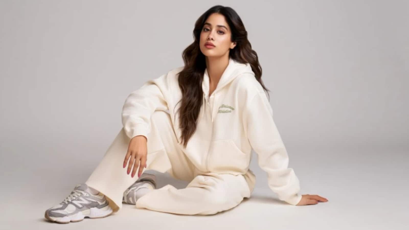 Janhvi Kapoor: जब एडल्ड साइट पर अपनी 'मॉर्फ्ड इमेज' देखकर जाह्नवी कपूर के उड़ गए थे होश, बोलीं-भारी कीमत चुकानी पड़ती हैं...