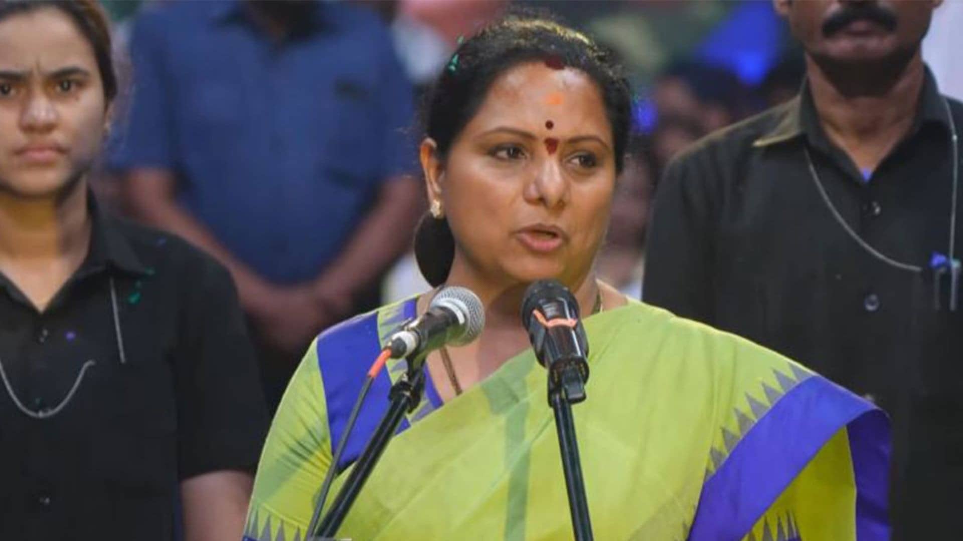 K Kavitha: पिता KCR को छोड़ बेटी के. कविता ने बनाई अपनी पार्टी, रखा ये नाम, बोलीं- तुम्हारा समय समाप्त हुआ, अब...