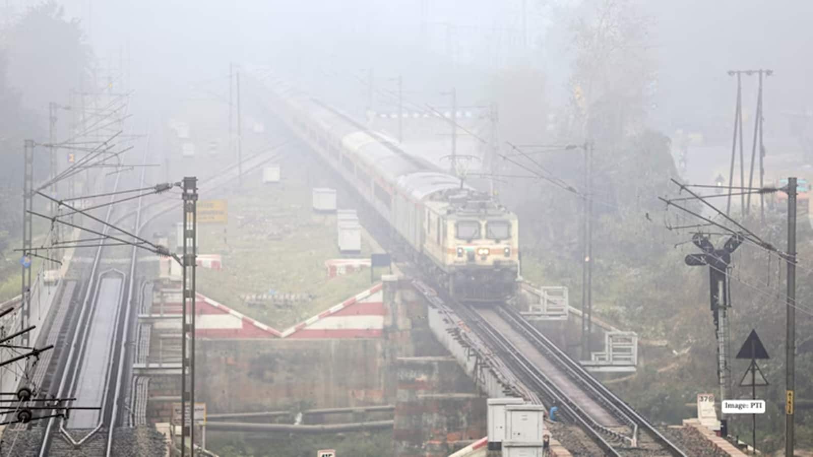 Kavach Stocks: रेलवे ने ₹1364 करोड़ के प्रोजेक्ट्स को दी मंजूरी, ये तीन स्टॉक्स आए निवेशकों के रडार पर