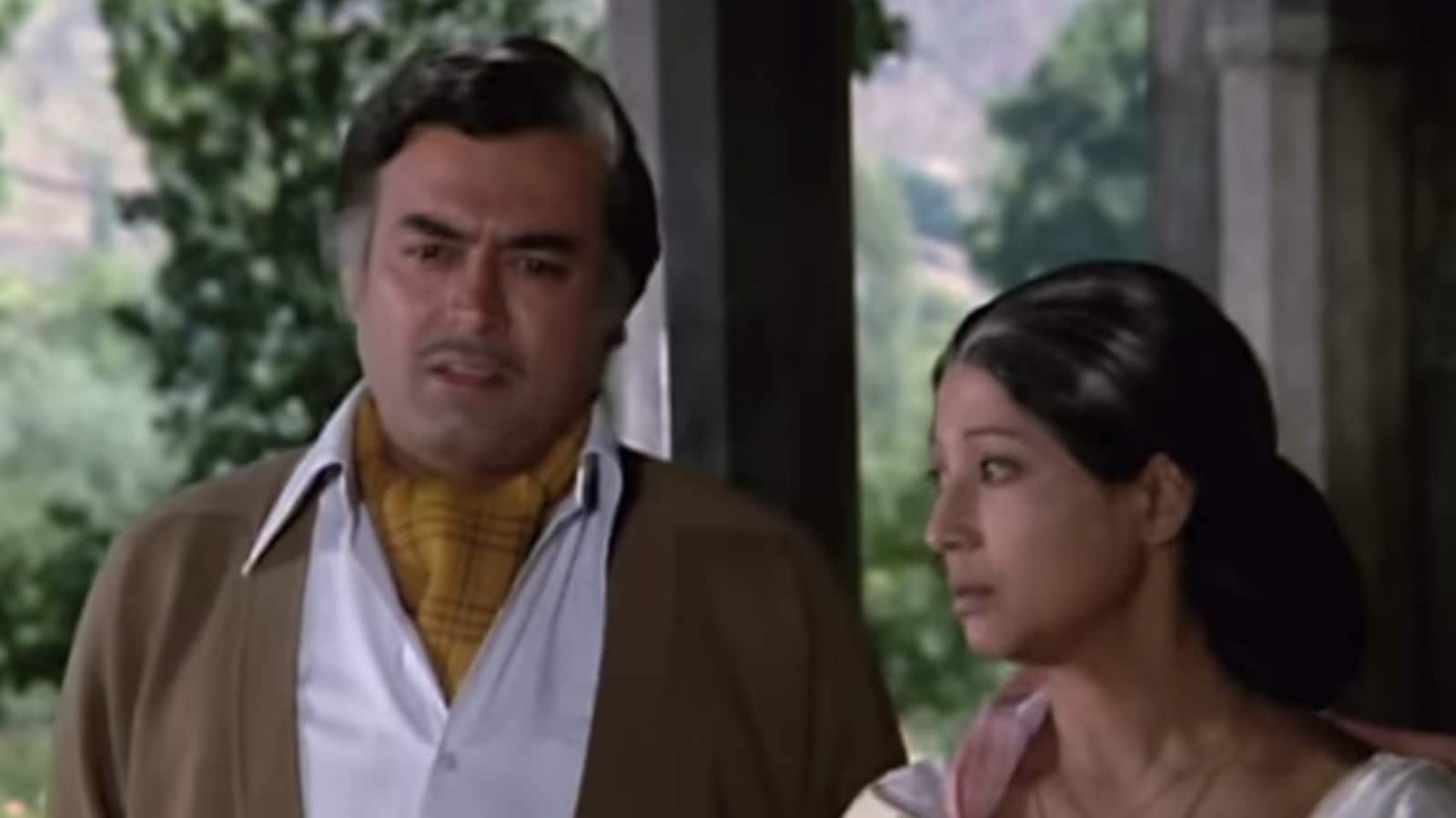 Cinema Ka Flashback: हिंदी सिनेमा का 50 साल पुराना ये गाना, एक्स की याद के साथ आंखों में ला देगा आंसू