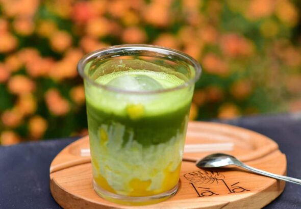 झटपट बनाएं खट्टा-मीठा आम पना, गर्मी से राहत और पाचन होगा मजबूत