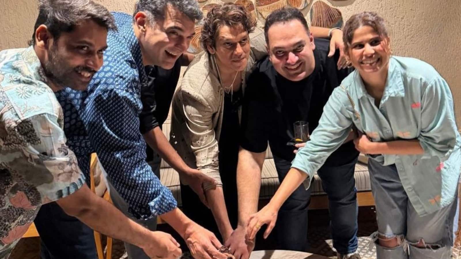 Matka King: 'मटका किंग' ने जीता सबका दिल, क्रिएटर्स और स्टार्स ने मनाया सक्सेस का जश्न