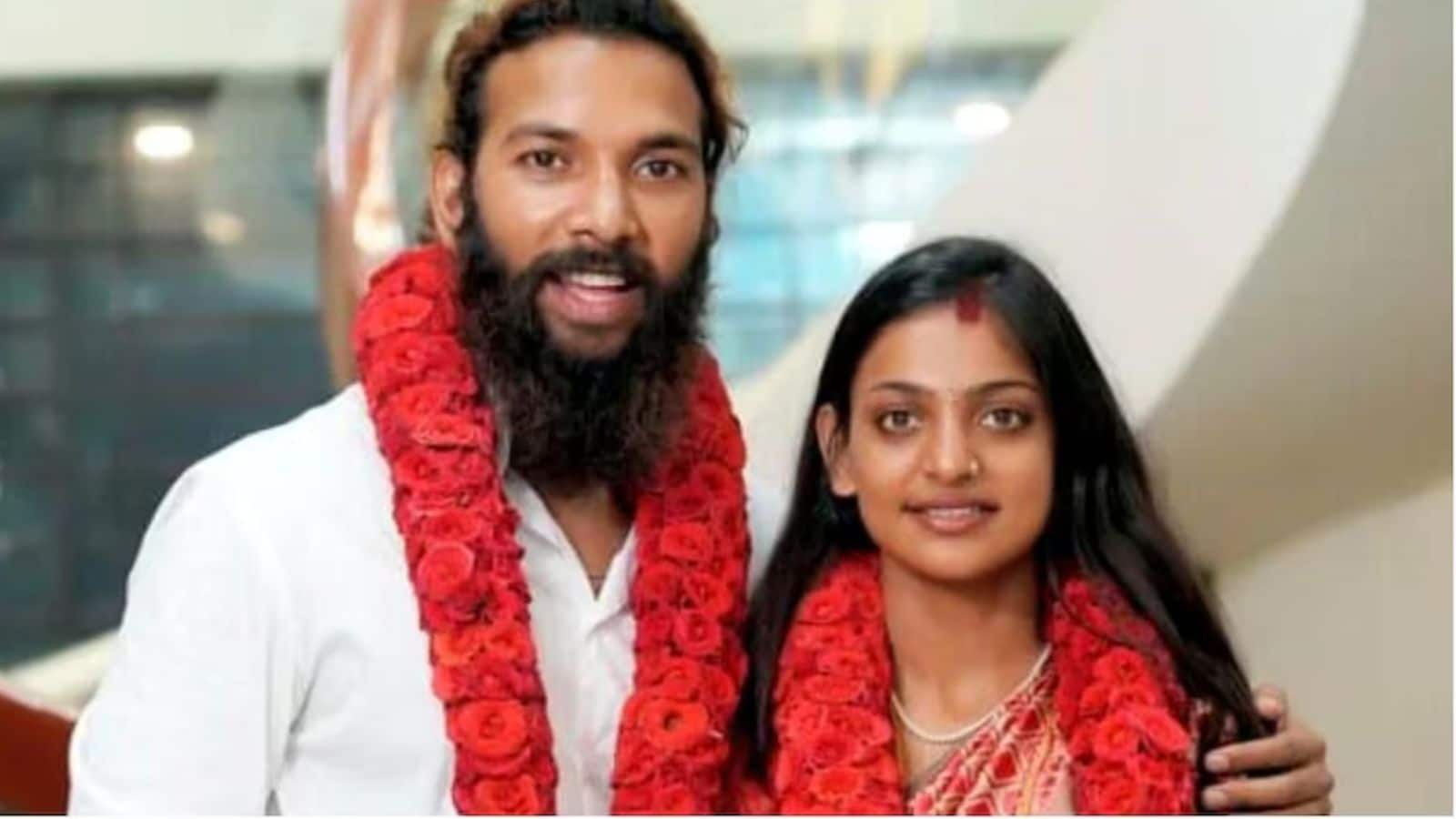 Monalisa: शादी के बाद लापता मोनालिसा, पति की कहानी पर लोगों को शक