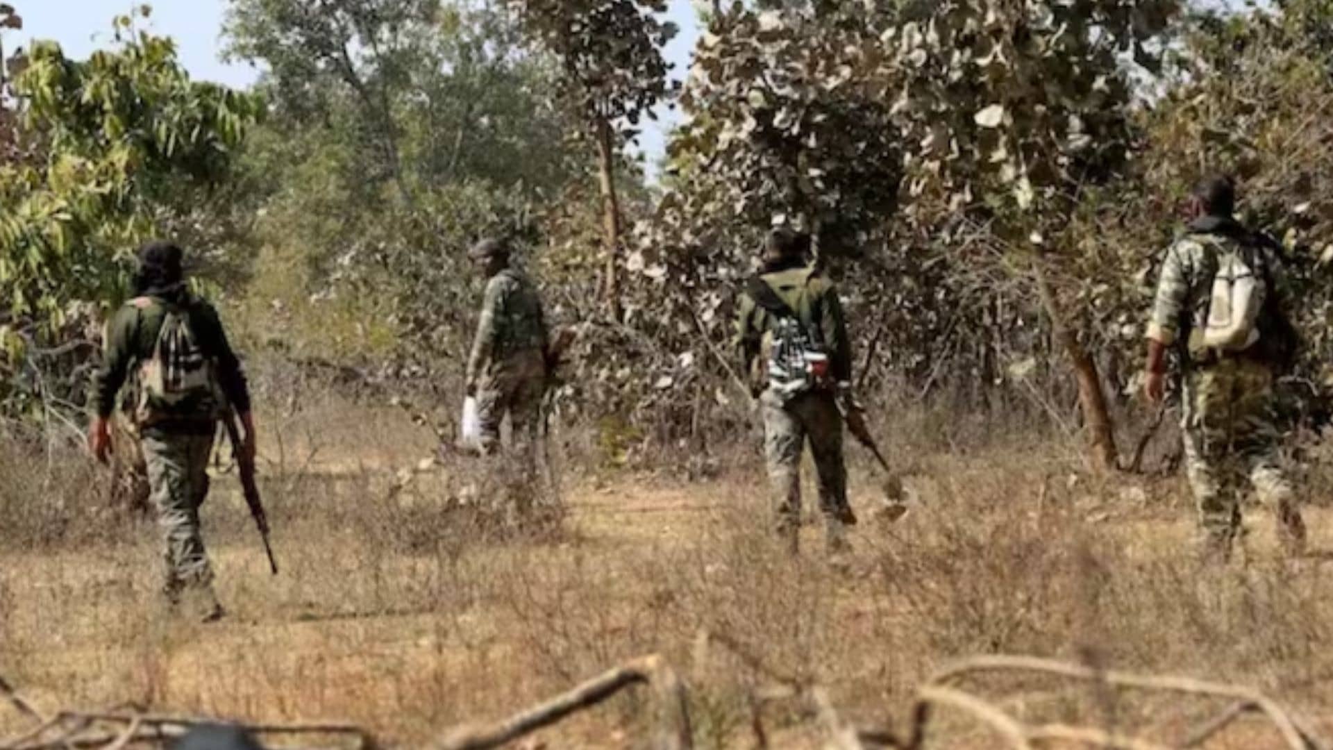 छत्तीसगढ़: सुरक्षाबलों को मिली बड़ी सफलता, कांकेर मुठभेड़ में 5 लाख रुपये की इनामी महिला नक्सली कमांडर ढेर; लंबे समय से थी तलाश