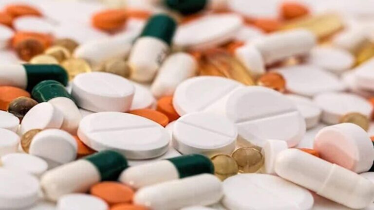 Pharma Stocks : कोहेंस लाइफ में लगा 20% का अपर सर्किट, सन फार्मा भी जोर से भागा, निफ्टी का फार्मा इंडेक्स 2.5% चढ़ा