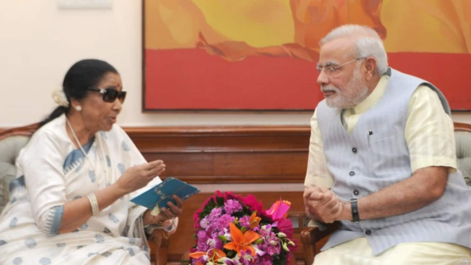 Asha Bhosale: सीने में इंफेक्शन के चलते आशा भोसले अस्पताल में भर्ती, पीएम मोदी ने जल्द स्वस्थ होने की प्रार्थना की