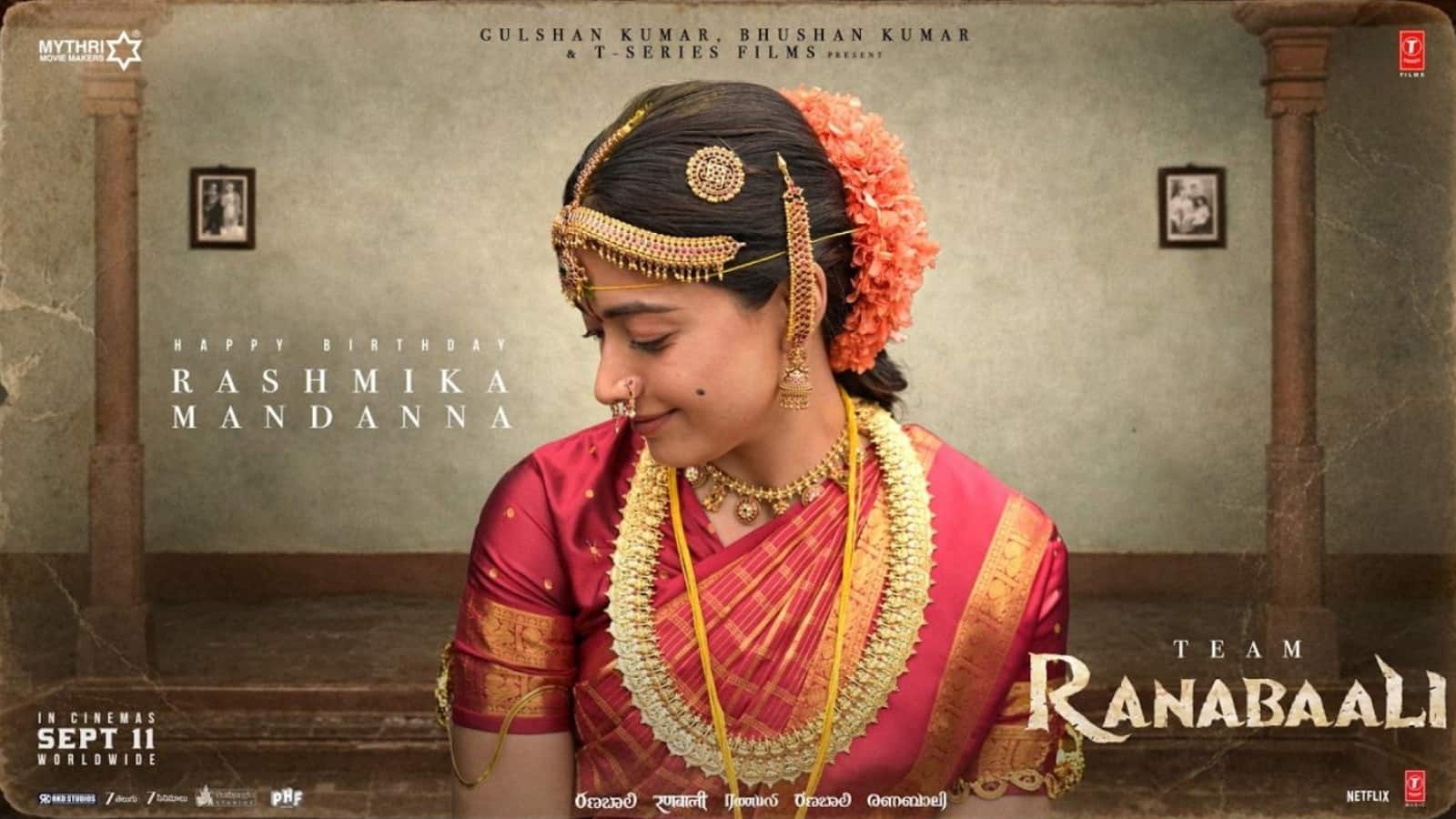 Vijay Deverakonda:  बर्थडे पर विजय ने अपनी रियल लाइफ 'जयम्मा' पर लुटाया प्यार, 'राणाबाली' के सेट से शेयर किया खूबसूरत वीडियो