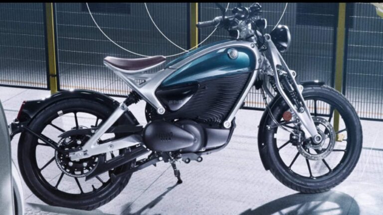 Eicher Motors Share Price: बुलेट वाली रॉयल एनफील्ड ने लॉन्च की पहली इलेक्ट्रिक बाइक, 3% उछल गया पेरेंट कंपनी का शेयर