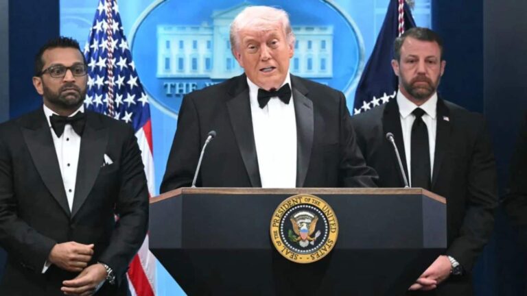 'कई हथियारों से लैस था हमलावर, सुरक्षा घेरे पर भी की फायरिंग', ट्रंप ने बताया कैसे दबोचा गया शूटर