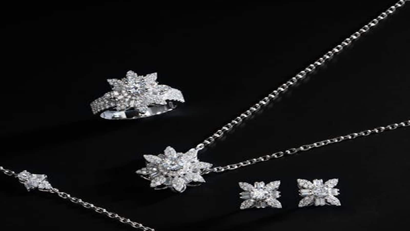 Platinum Rate Today: आज 27 अप्रैल को प्लैटिनम हुआ सस्ता, जानिये रेट