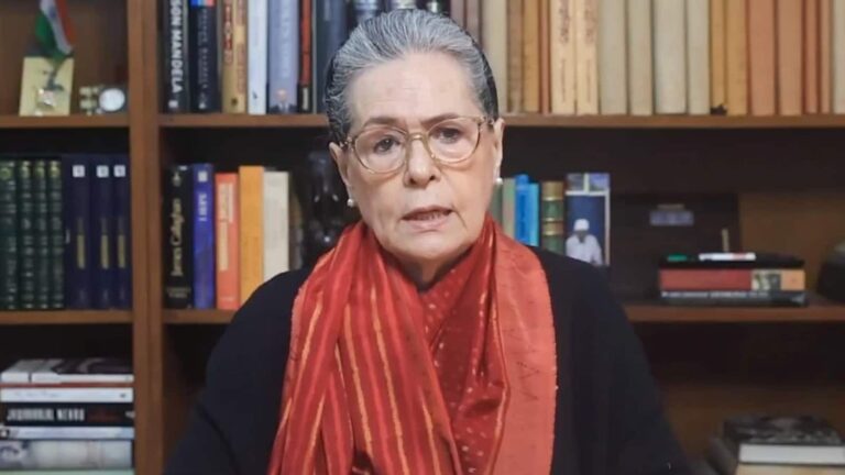 Sonia Gandhi: 'महिला आरक्षण नहीं, परिसीमन है असली मुद्दा': केंद्र सरकार पर सोनिया गांधी का हमला