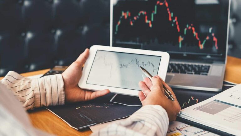 F&O Trading: इन 8 शेयरों में आज से शुरू हुई फ्यूचर्स एंड ऑप्शंस ट्रेडिंग, चेक करें लॉट साइज और पूरी लिस्ट