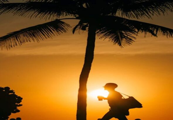 चढ़ते पारे ने बढ़ाई इन शेयरों की चमक, IMD के इस कैलकुलेशन पर ऊपर भागे एसी और पावर स्टॉक्स