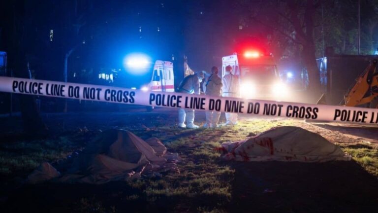 Delhi Crime: दिल्ली के रोहिणी में डबल मर्डर, प्रशांत विहार इलाके में खून से सने 2 युवकों के शव मिले