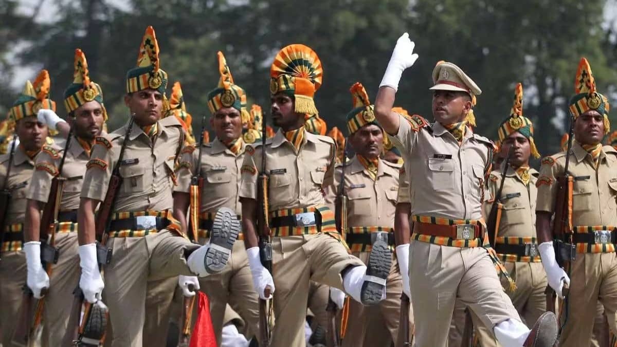 UP Police Bharti 2026: CM योगी का बड़ा तोहफा, यूपी पुलिस में 81,000 पदों पर होगी सीधी भर्ती; जानें पूरी प्रक्रिया