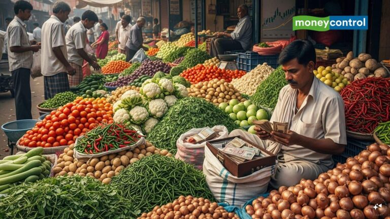 सब्जी बेचने वाले के खाते से करोड़ों का लेनदेन, टैक्स विभाग की पड़ी नजर; जानिए पूरा मामला