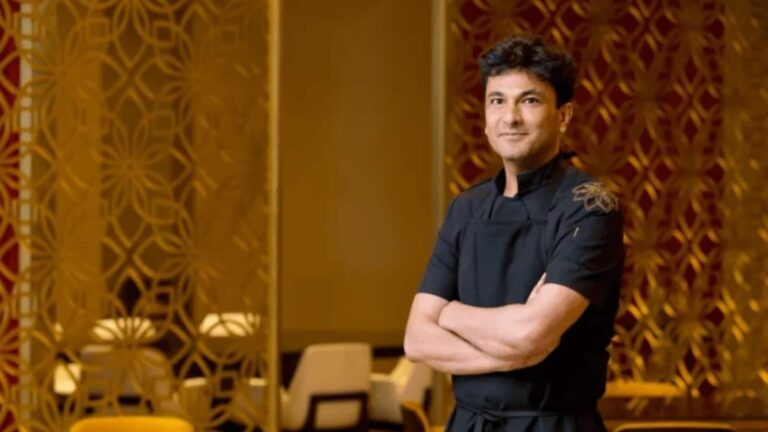 Vikas Khanna: कभी बेचे 'छोले-भटूरे' तो कभी गोरों को खिलाए 'ढोकले'..., ऐसे टॉप 100 में शामिल हुए शेफ विकास खन्ना