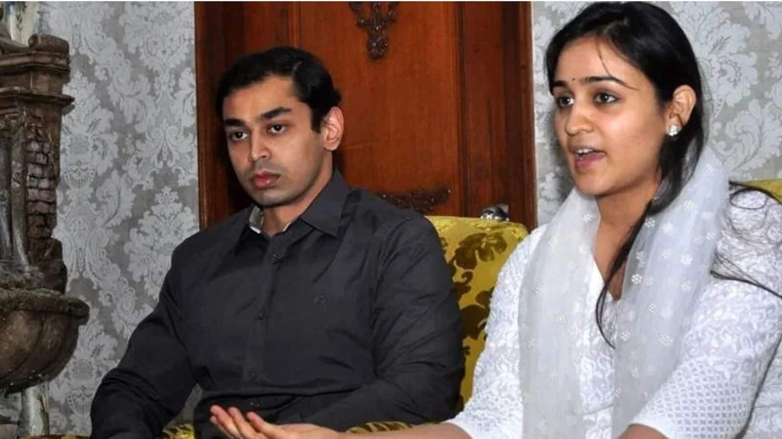 Prateek Yadav Death: पति प्रतीक यादव के निधन के बाद पत्नी अपर्णा यादव का आया पहला रिएक्शन, रात को 11:27 पर किया पोस्ट