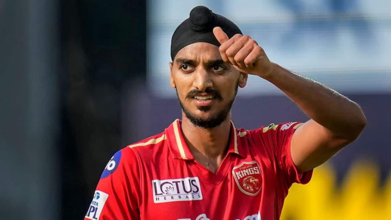 Arshdeep Singh: अर्शदीप ने विराट कोहली के साथ वाली रील किया डिलीट, क्रिकेटर के अकाउंट से अचानक गायब हुए 200 से ज्यादा पोस्ट!