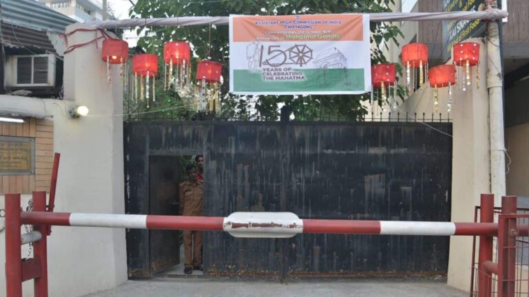 बांग्लादेश में भारतीय उच्चायोग के अधिकारी की संदिग्ध मौत! दफ्तर से बरामद हुआ शव, जांच में जुटी पुलिस
